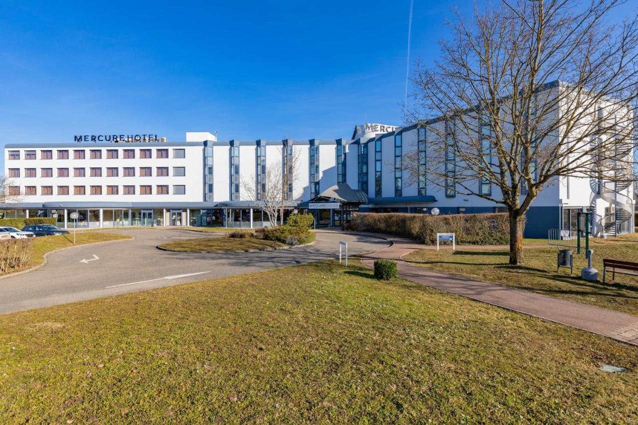 Mercure Lyon Est Villefontaine Exterior foto